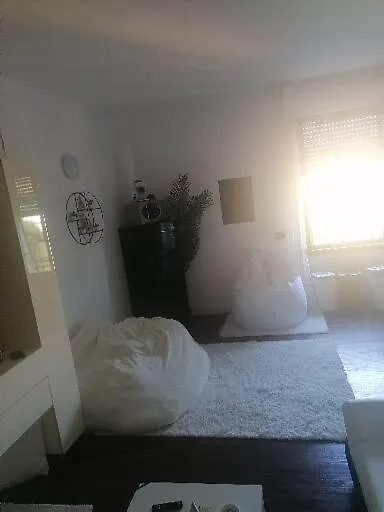 1 Room 10 Min Walking From Isola 밀라노 0*,